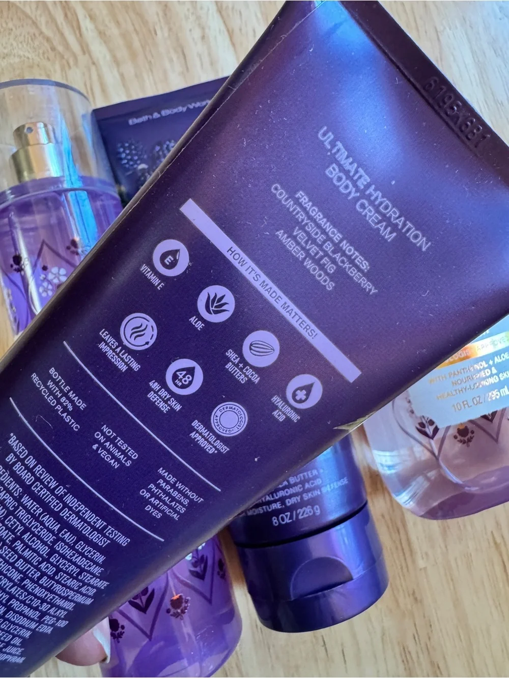 Bath & Body Works bath body